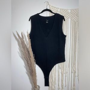 Sleeveless V-neck Bodysuit from Target✨